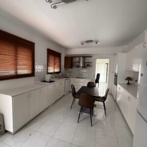 3 Bedroom Apartment for Rent in Limassol – Kapsalos