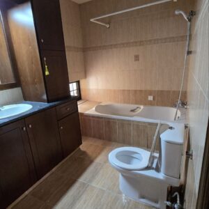 3 Bedroom Apartment for Rent in Kato Polemidia, Limassol District