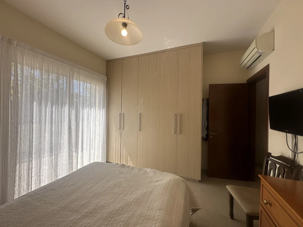 2 Bedroom House for Rent in Agios Tychonas, Limassol District