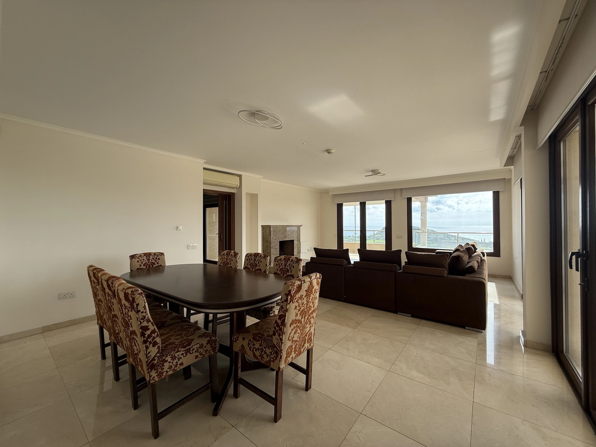 5 Bedroom House for Rent in Agios Tychonas, Limassol District