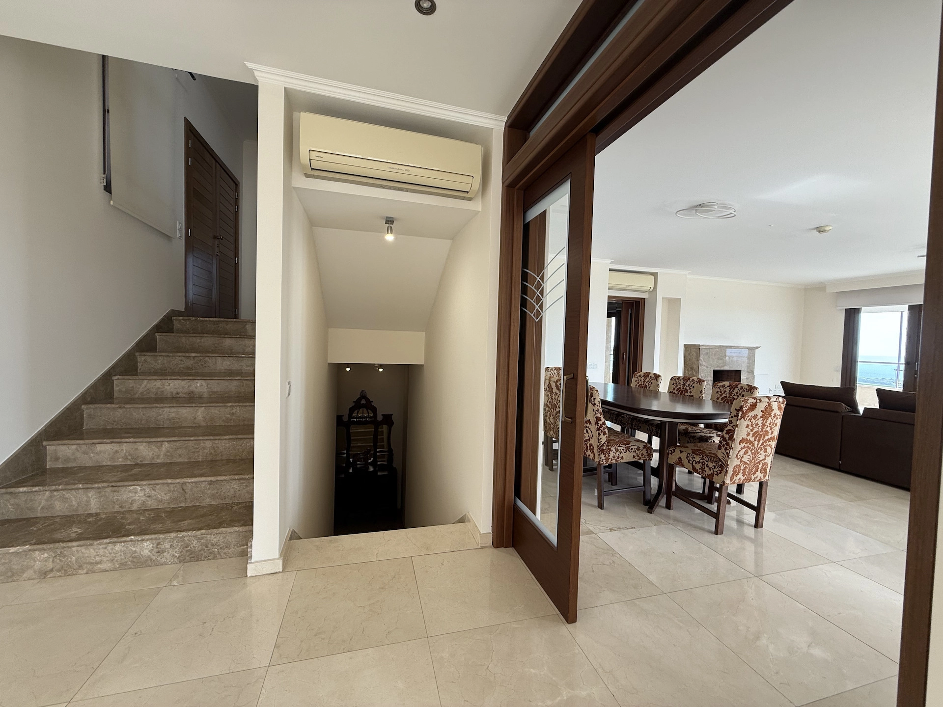 5 Bedroom House for Rent in Agios Tychonas, Limassol District