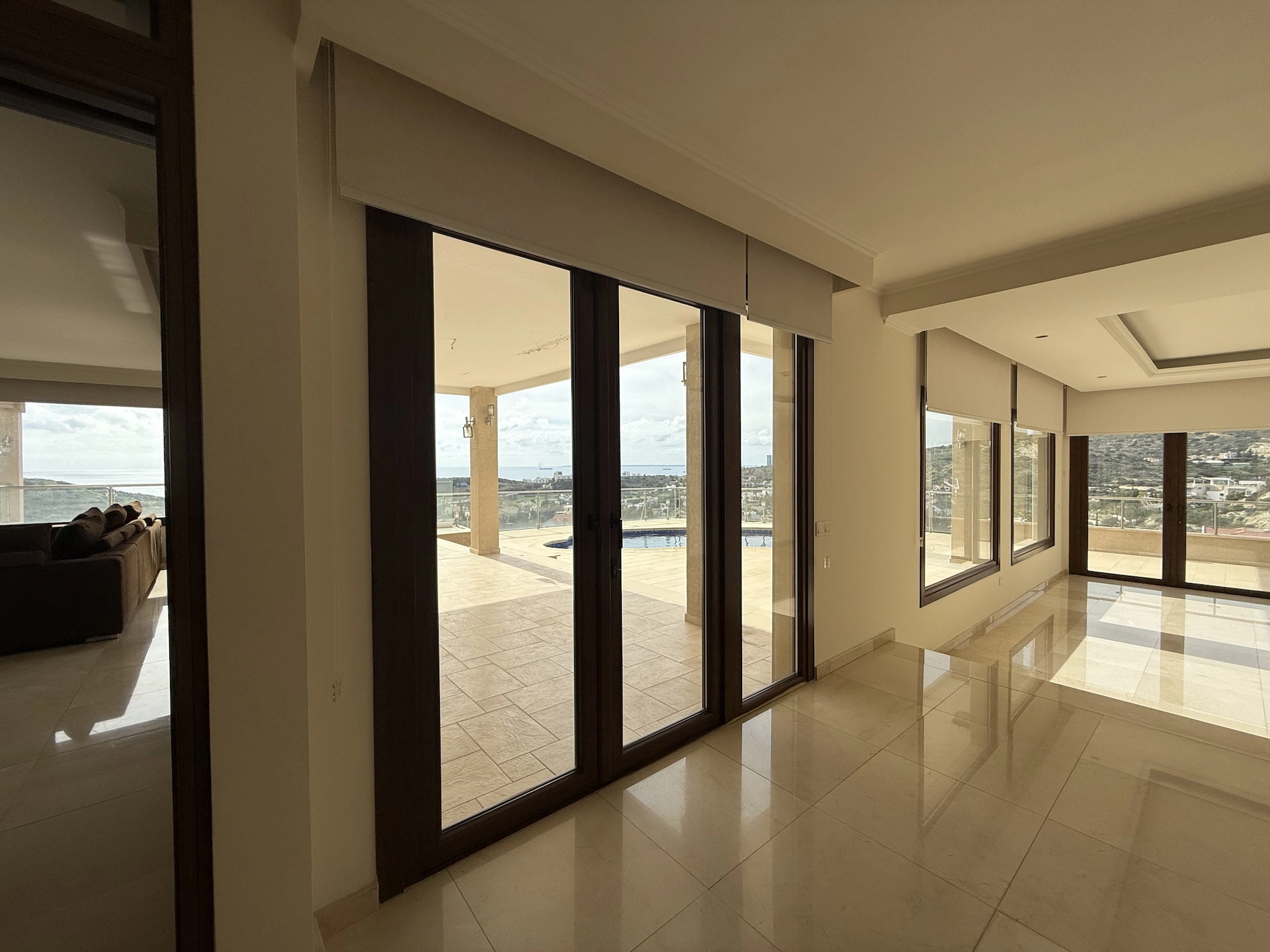5 Bedroom House for Rent in Agios Tychonas, Limassol District