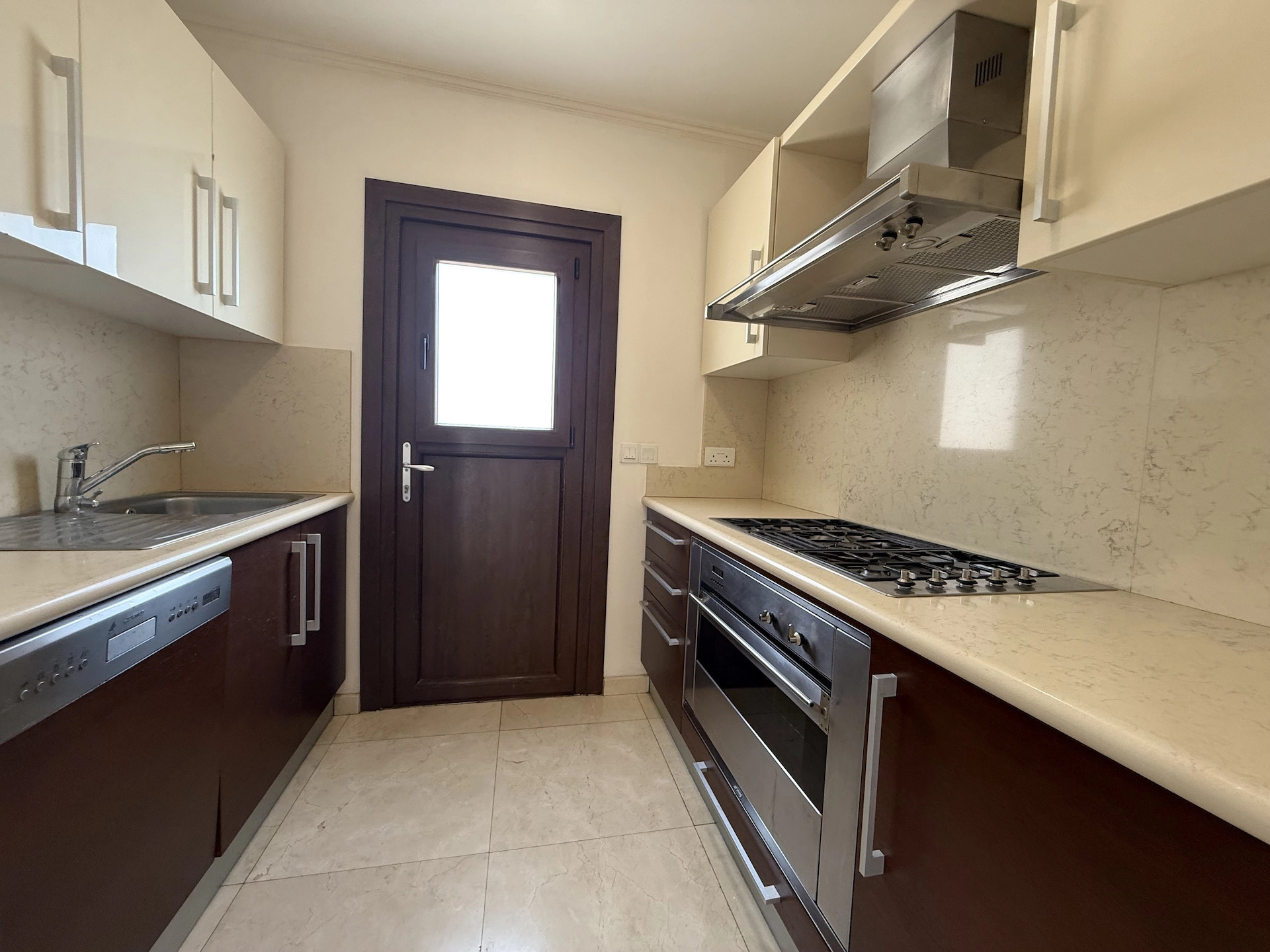 5 Bedroom House for Rent in Agios Tychonas, Limassol District