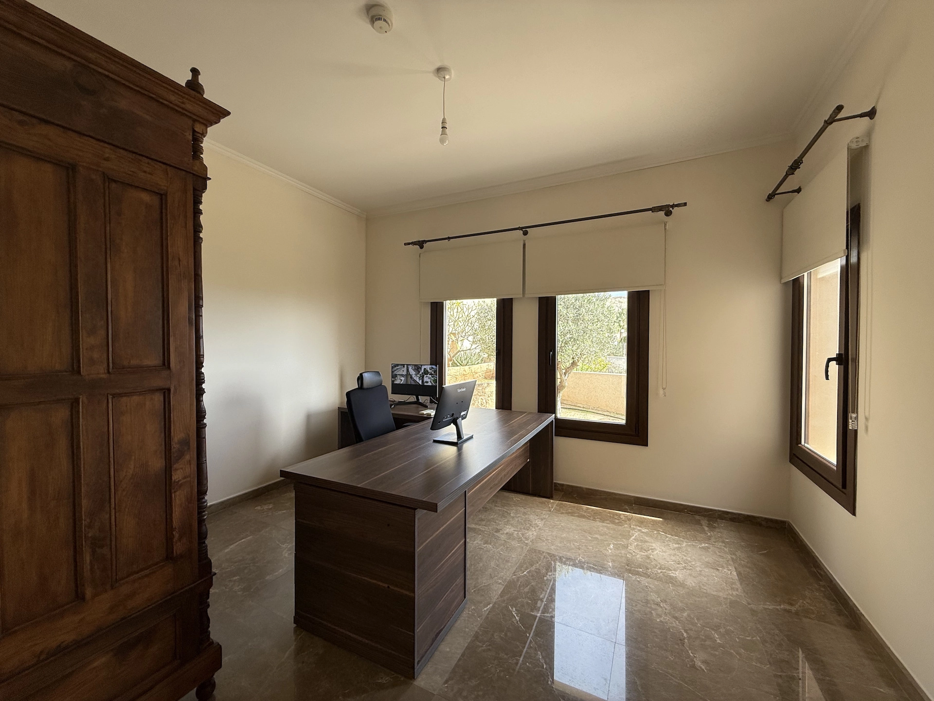 5 Bedroom House for Rent in Agios Tychonas, Limassol District