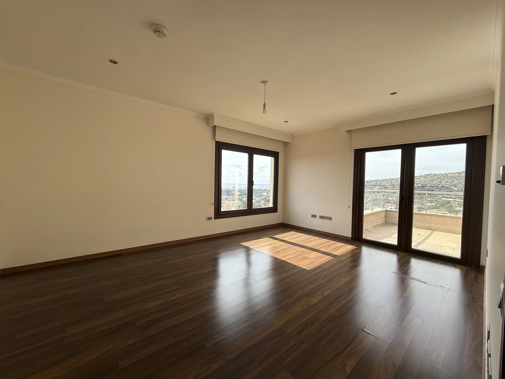 5 Bedroom House for Rent in Agios Tychonas, Limassol District