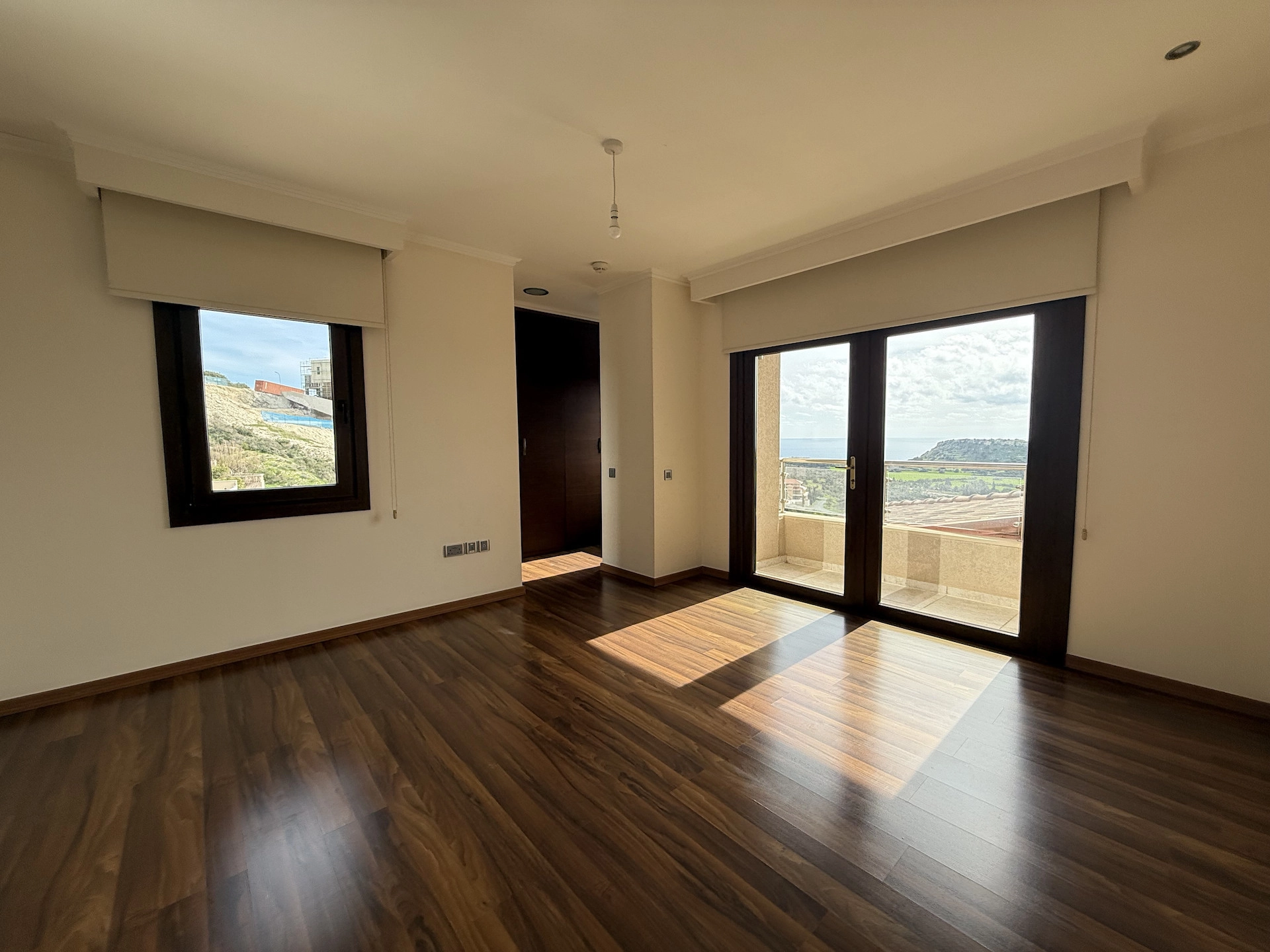 5 Bedroom House for Rent in Agios Tychonas, Limassol District