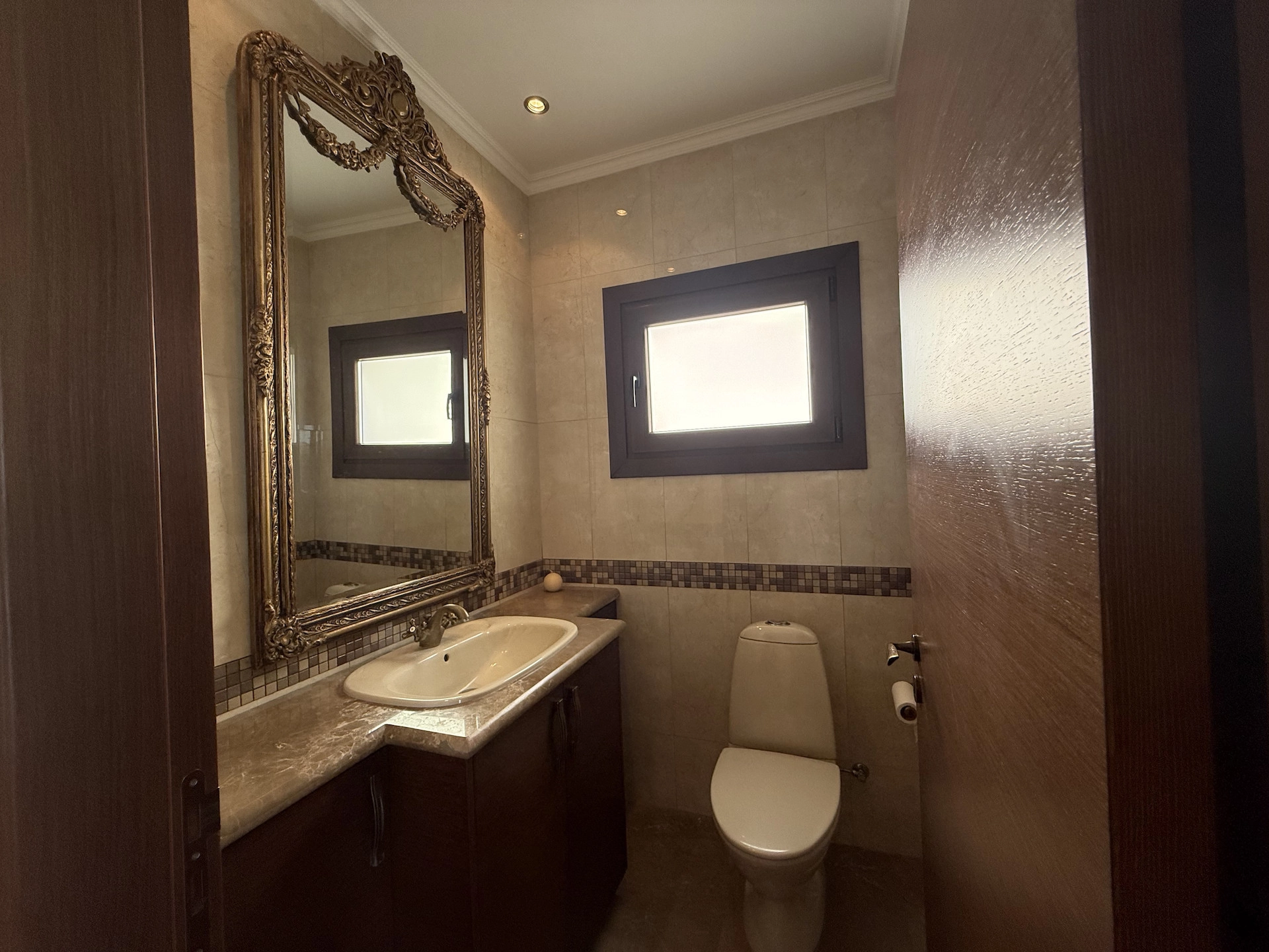 5 Bedroom House for Rent in Agios Tychonas, Limassol District