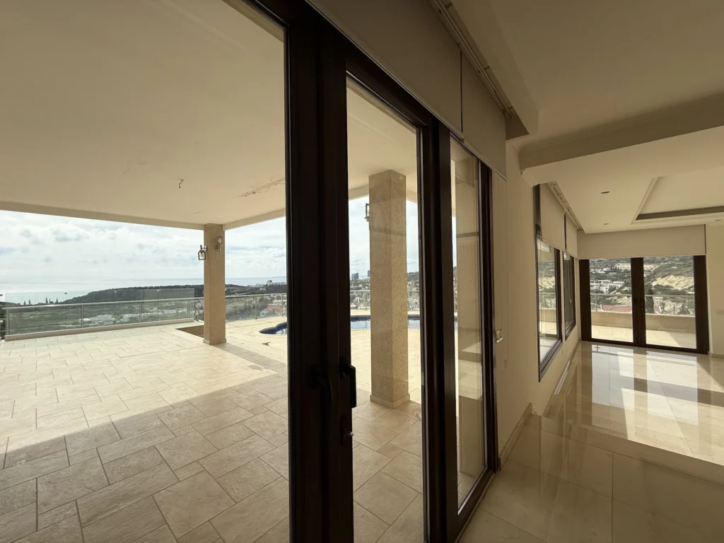 5 Bedroom House for Rent in Agios Tychonas, Limassol District