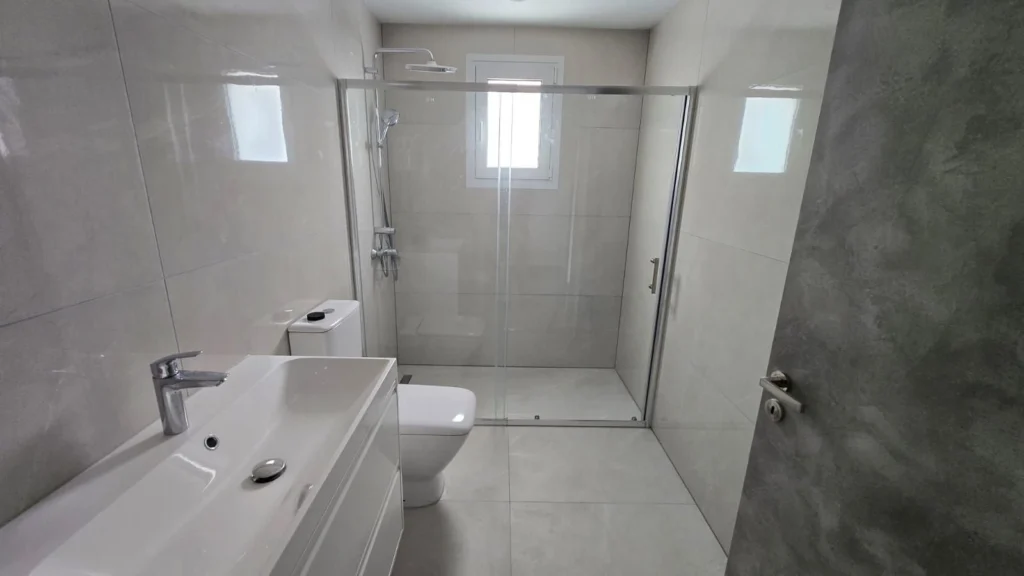 5 Bedroom House for Rent in Agios Tychonas, Limassol District