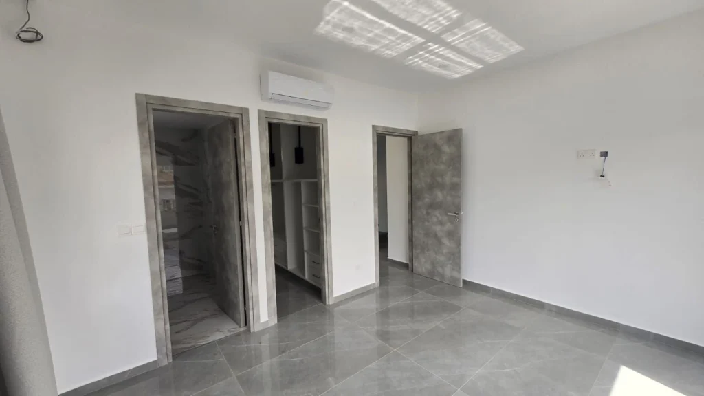 5 Bedroom House for Rent in Agios Tychonas, Limassol District