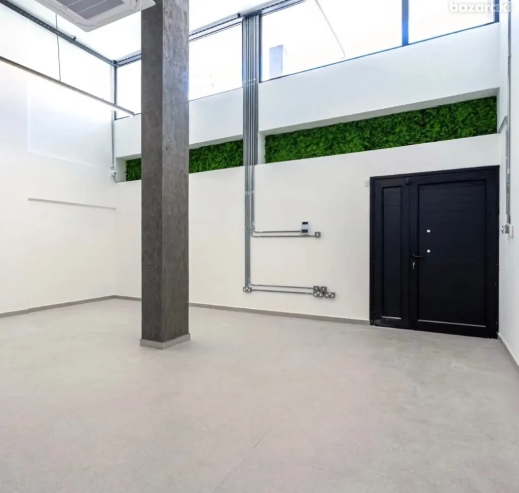 450m² Office for Rent in Limassol District