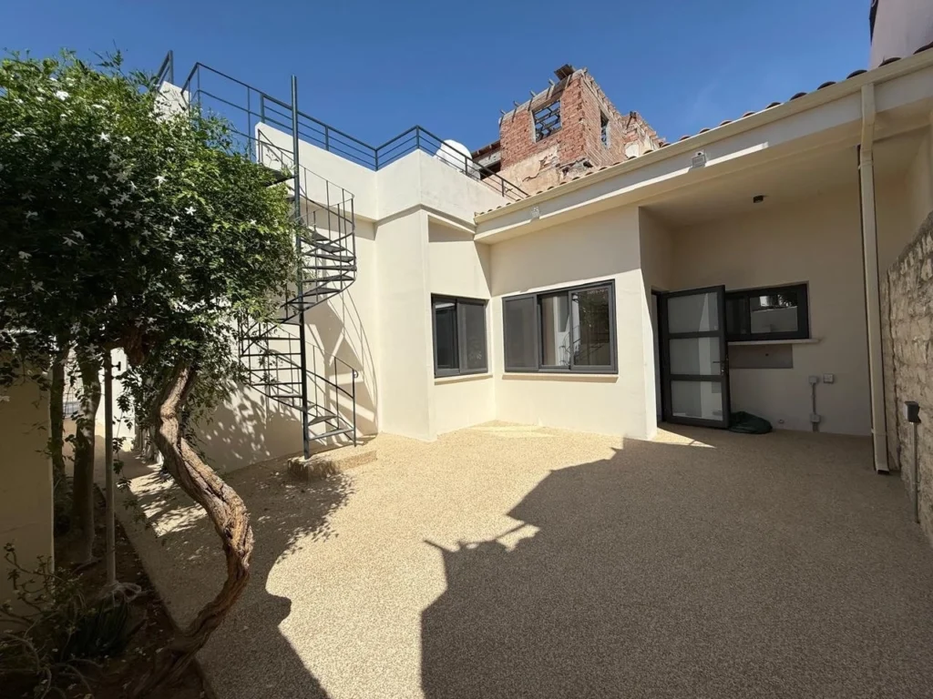 170m² Office for Rent in Limassol District