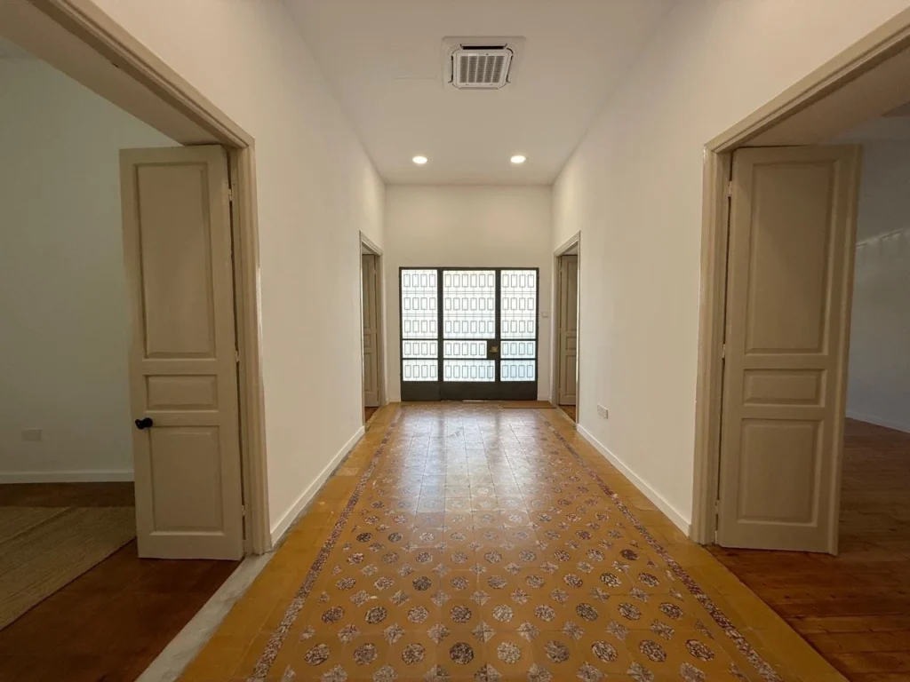 170m² Office for Rent in Limassol District