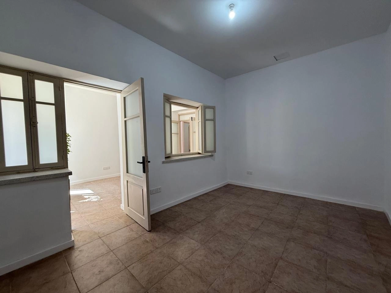 170m² Office for Rent in Limassol District
