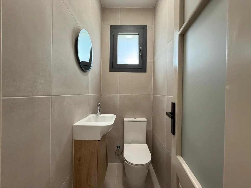 170m² Office for Rent in Limassol District