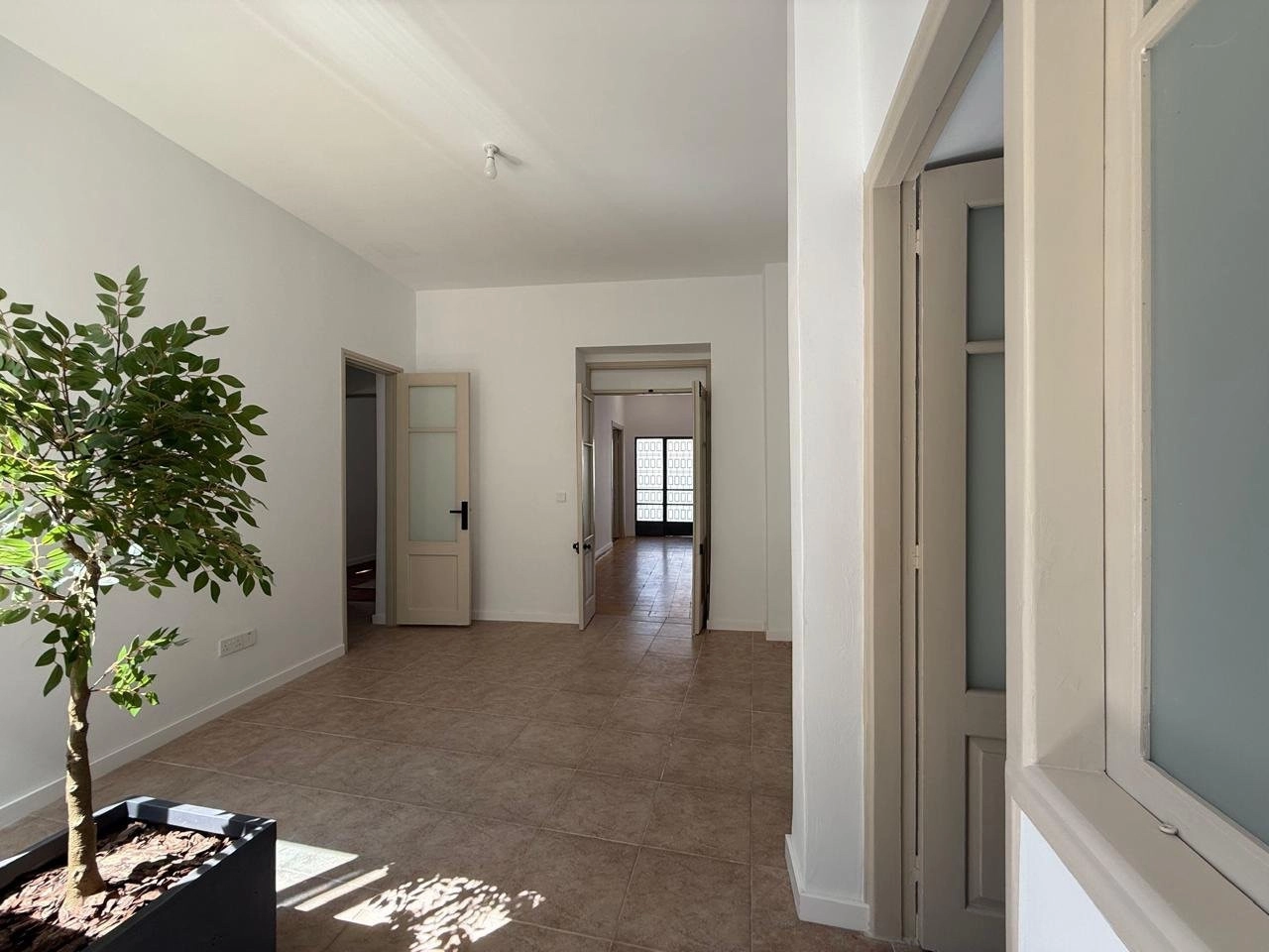 170m² Office for Rent in Limassol District