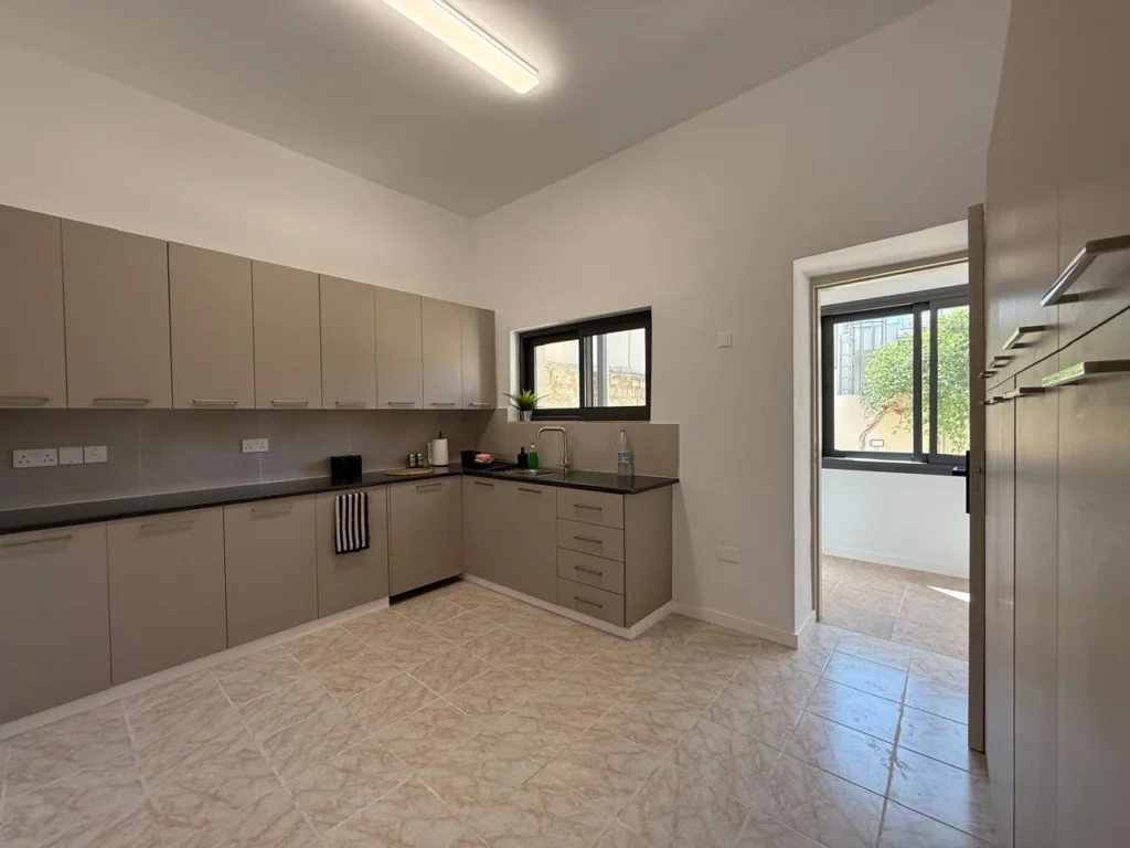 170m² Office for Rent in Limassol District