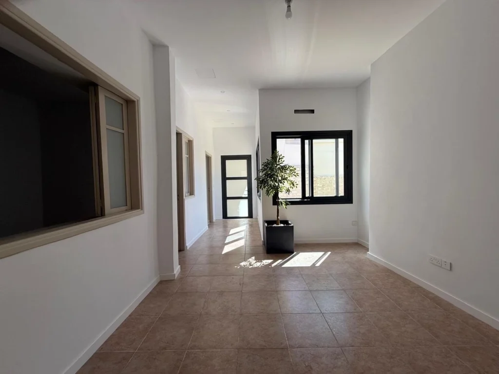 170m² Office for Rent in Limassol District