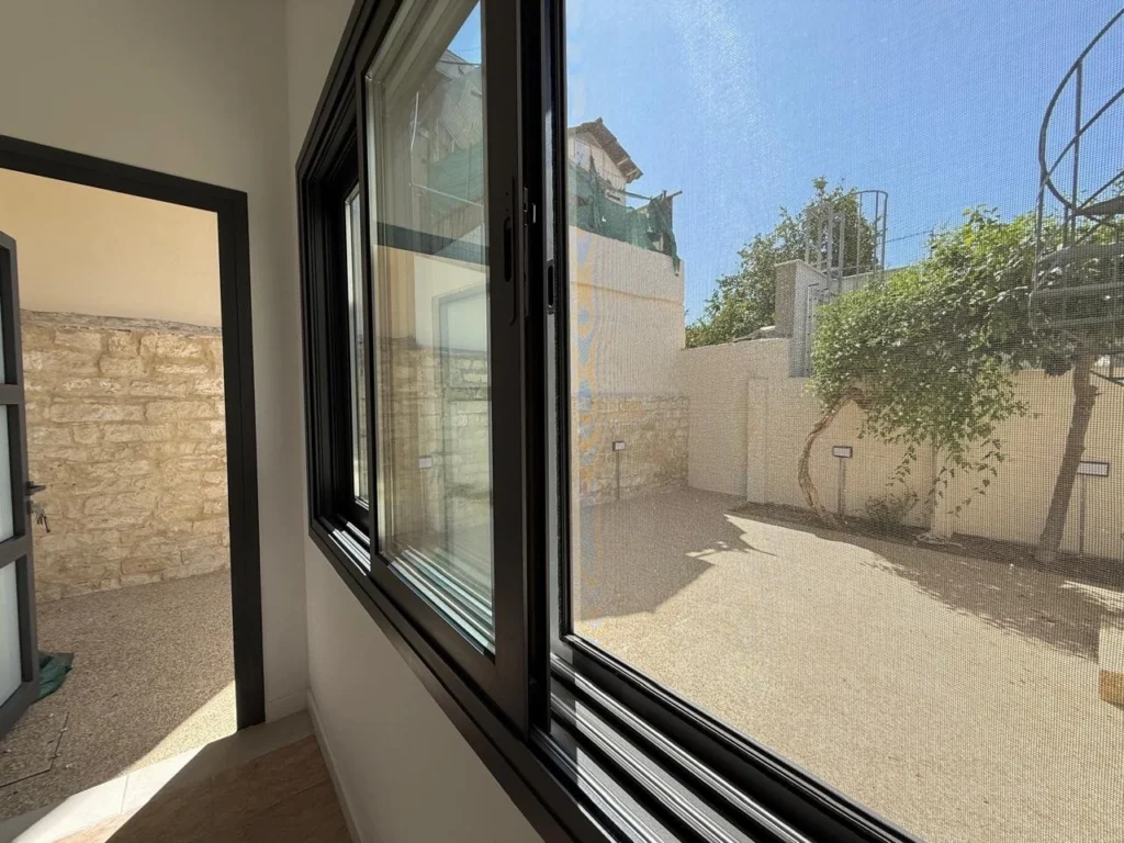 170m² Office for Rent in Limassol District