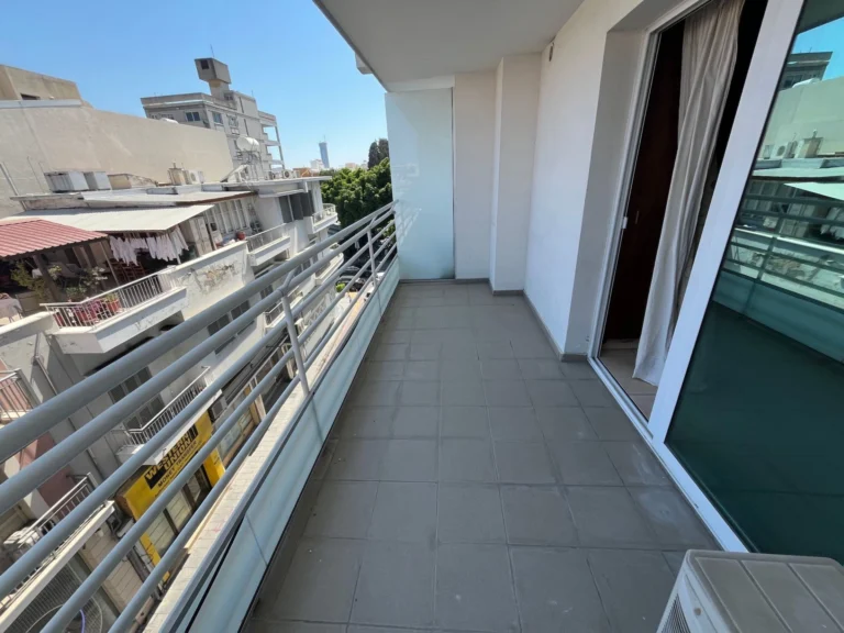 From €600 to €900