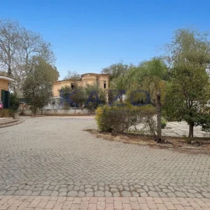 558m² Commercial for Sale in Nicosia – Agios Andreas