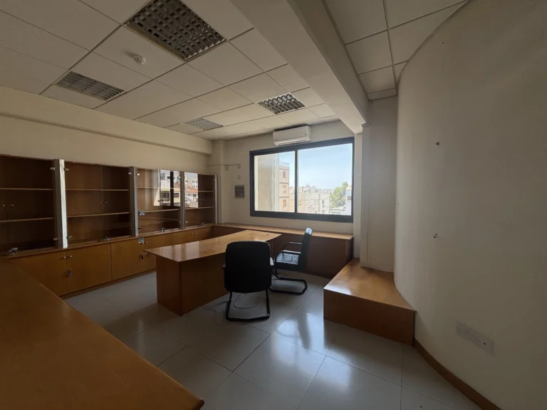 200m² Office for Rent in Limassol – Kapsalos