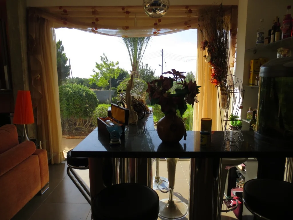 4 Bedroom House for Rent in Ypsonas, Limassol District