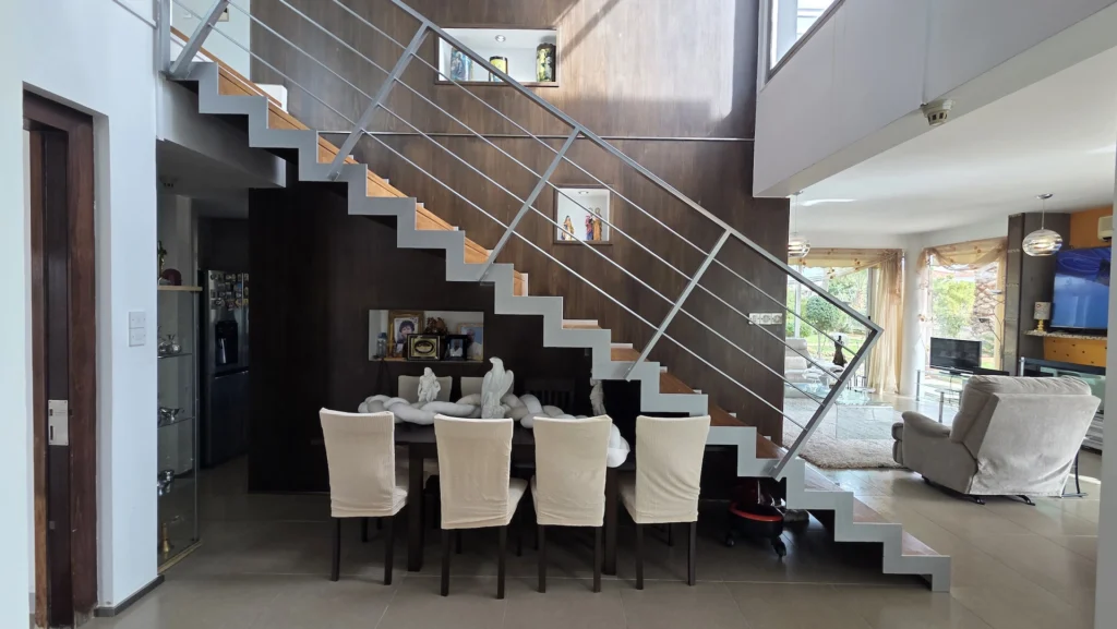 4 Bedroom House for Rent in Ypsonas, Limassol District