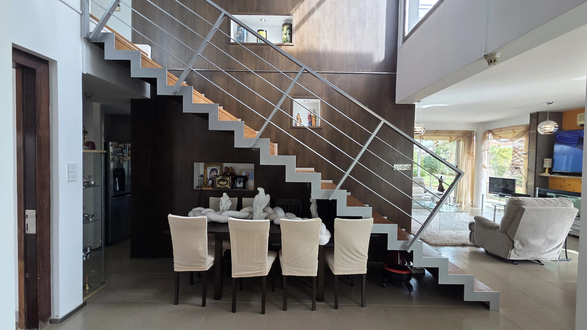 4 Bedroom House for Rent in Ypsonas, Limassol District