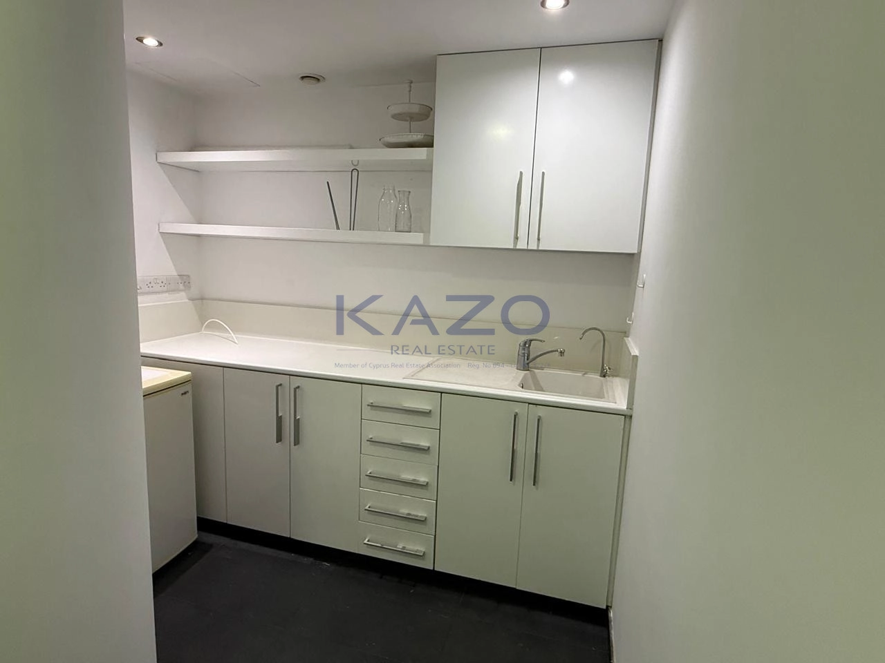 212m² Office for Rent in Limassol – Mesa Geitonia
