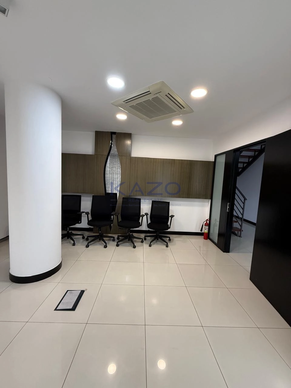 212m² Office for Rent in Limassol – Mesa Geitonia