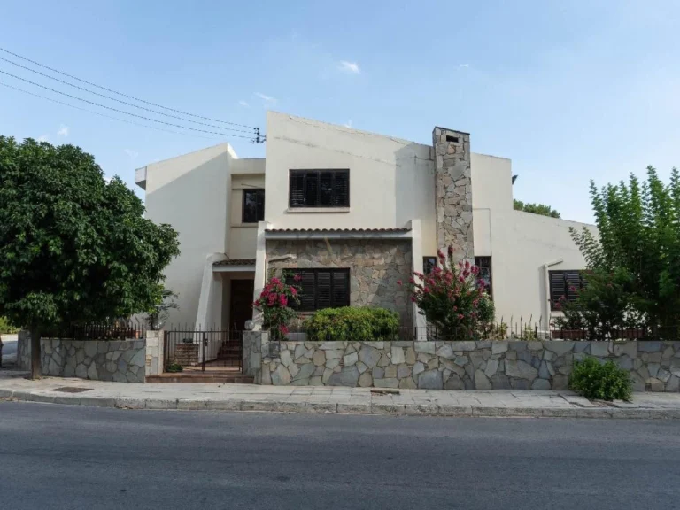 Cheap Houses and Villas for Sale Nicosia up to 700000 euro