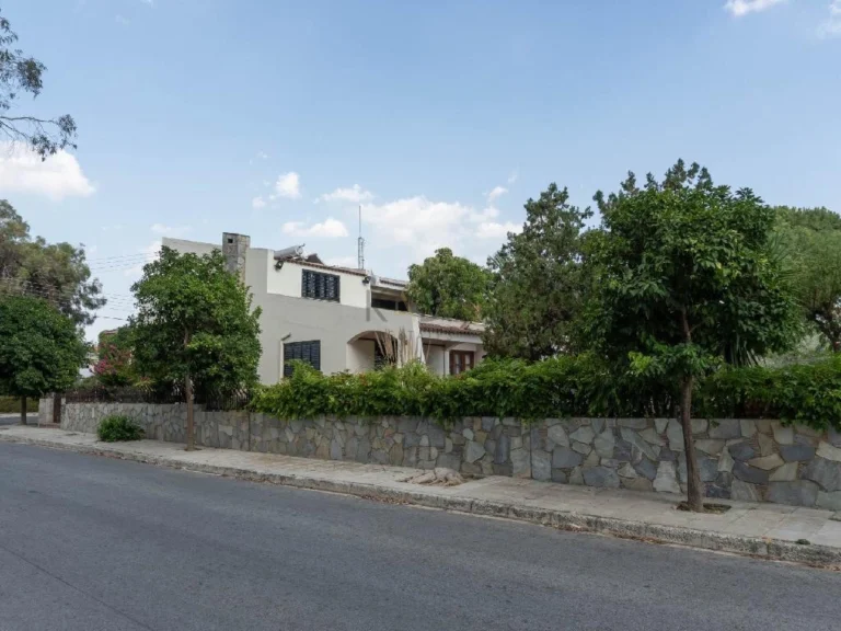 Cheap Houses and Villas for Sale Nicosia up to 700000 euro