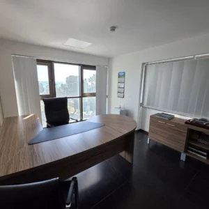 250m² Office for Sale