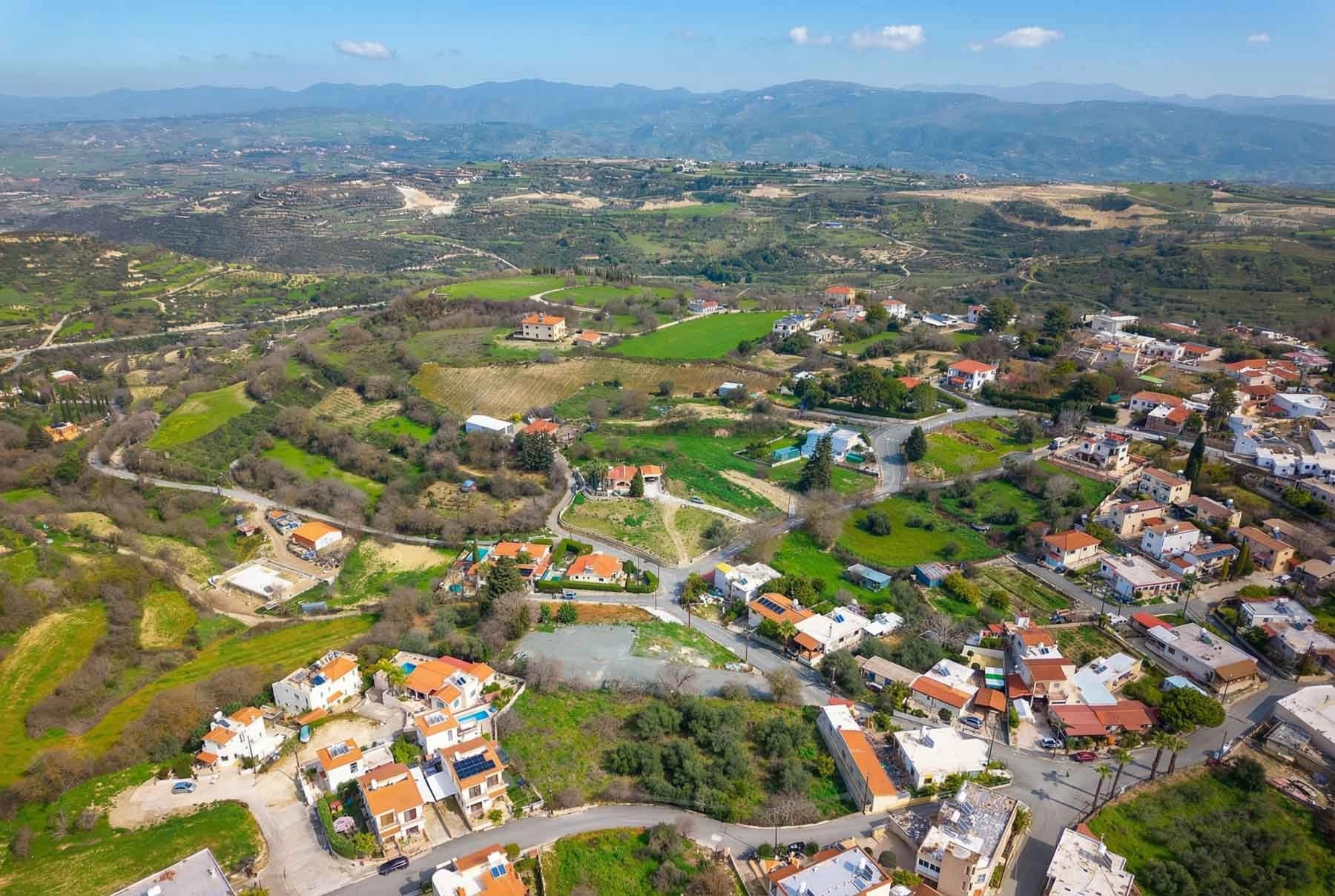 1,052m² Plot for Sale in Tsada, Paphos District