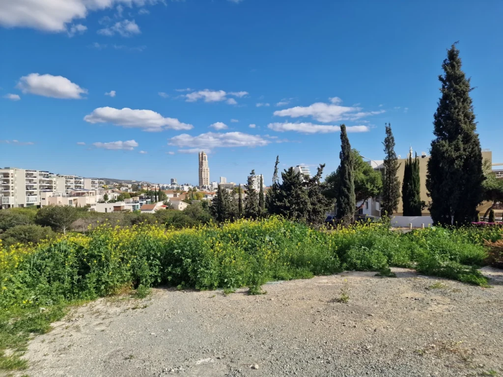 6,413m² Plot for Sale