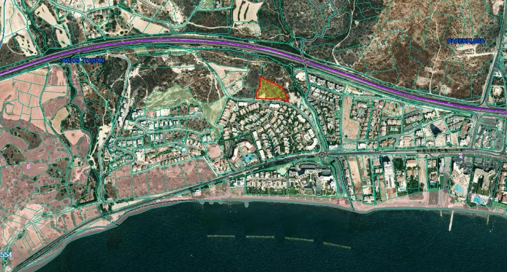 6,413m² Plot for Sale
