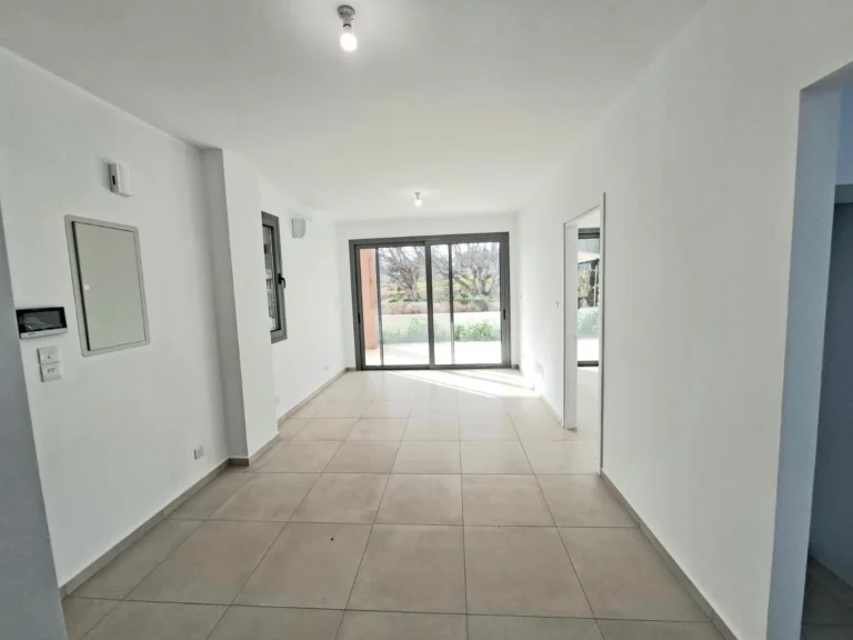 Cheap Apartments for Sale Paphos up to 500000 euro