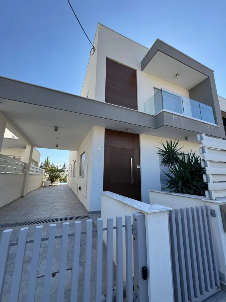 Cheap Houses and Villas for Sale Limassol up to 900000 euro