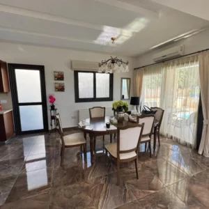 3 Bedroom House for Sale in Peyia, Paphos District