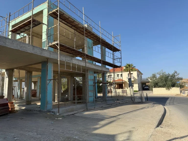 Cheap Houses and Villas for Sale Nicosia up to 800000 euro