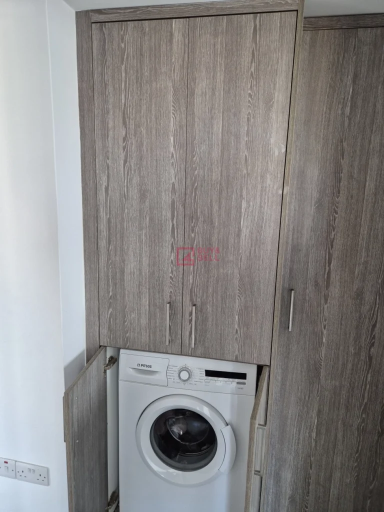 Προς Ενοικίαση