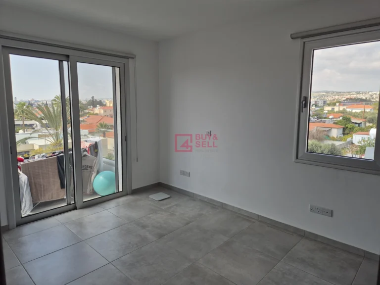 Προς Ενοικίαση