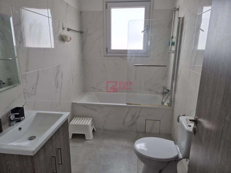 Προς Ενοικίαση