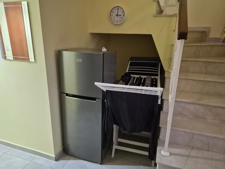 Προς Ενοικίαση