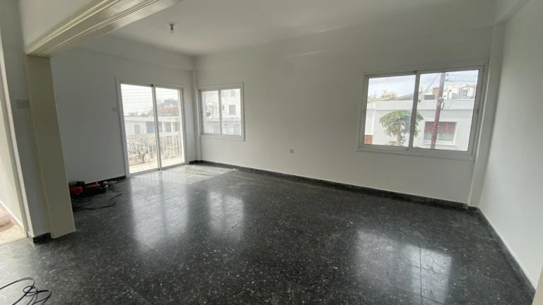 Προς Ενοικίαση