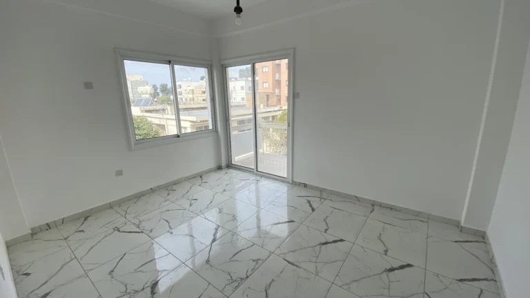 Προς Ενοικίαση