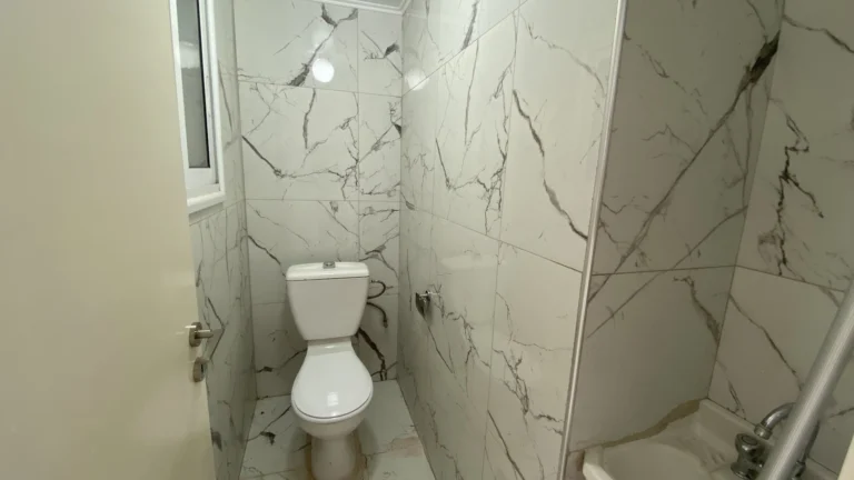 Προς Ενοικίαση