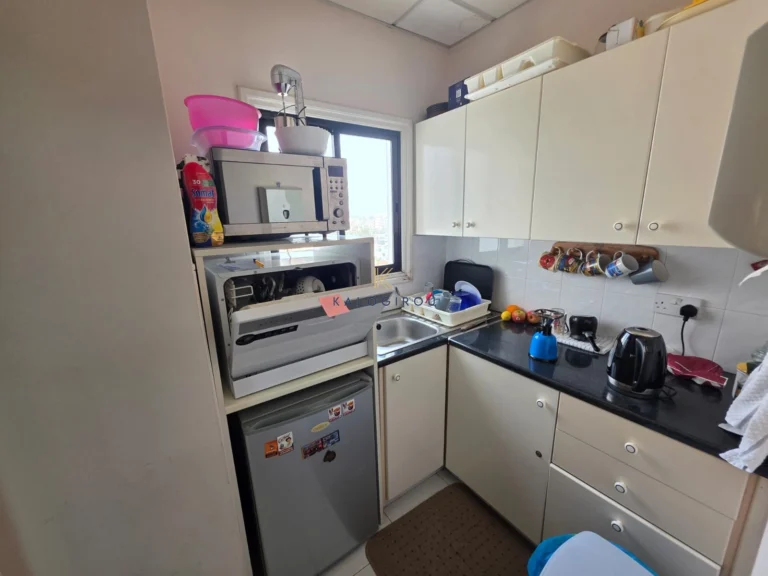 Προς Ενοικίαση