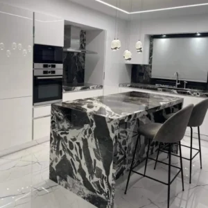 4 Bedroom Apartment for Rent in Agios Tychonas, Limassol District